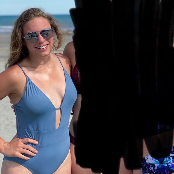 BECCA one piece swimsuit - Picture 3 of 7